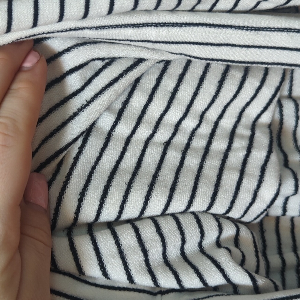 Daily Ritual Puffed Sleeves Striped Dress - Picture 6 of 8